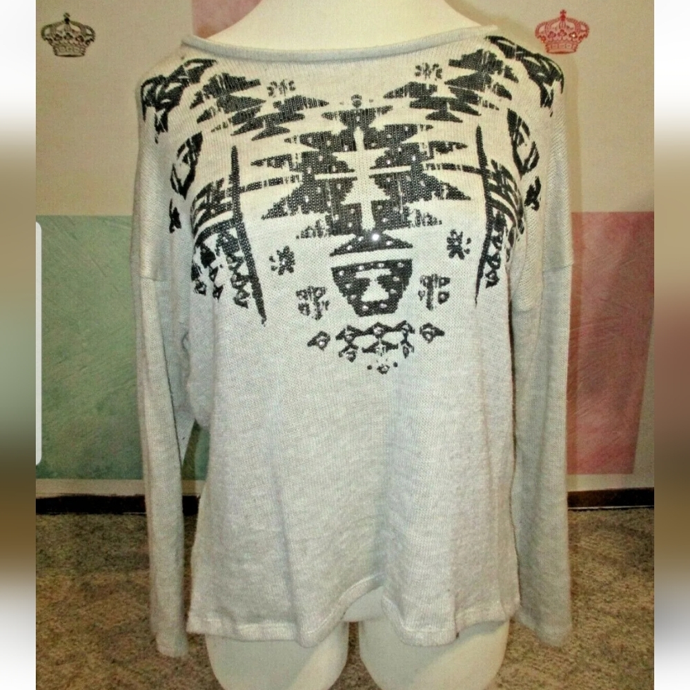 NEW DIRECTIONS WEEKEND Tan w/ Black Aztec Abstract Silver Rivet Mesh Sweater 2X